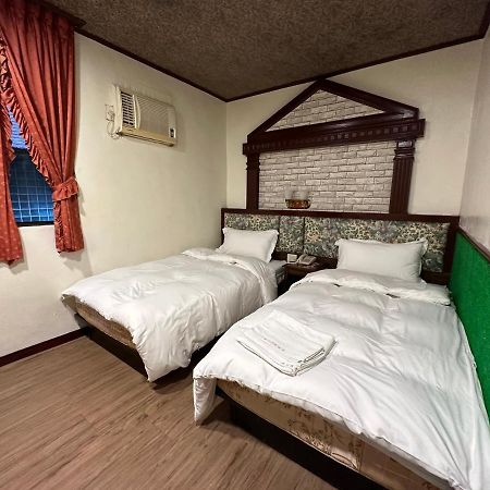 Ming Ren Hotspring Hotel Jiaoxi Exterior foto