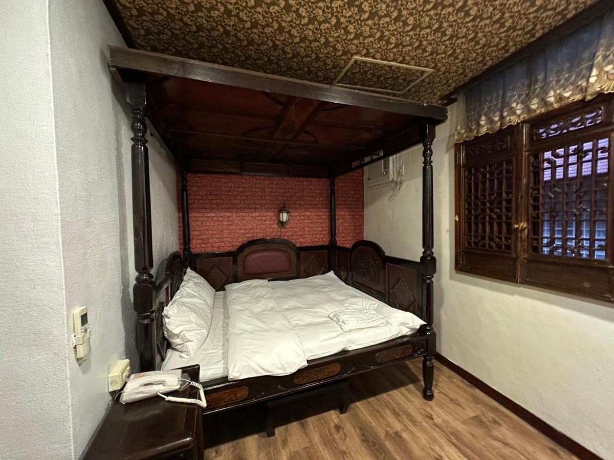 Ming Ren Hotspring Hotel Jiaoxi Exterior foto