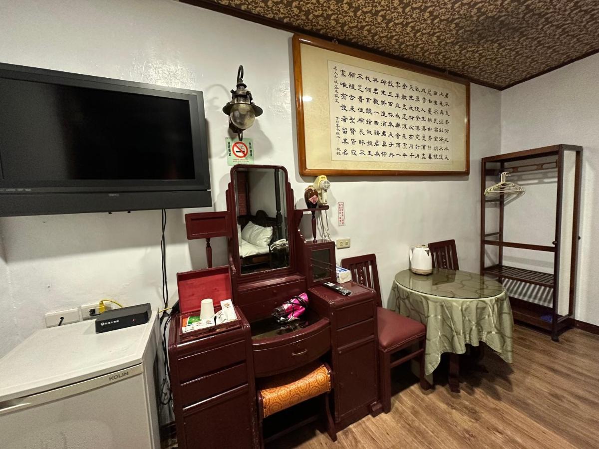Ming Ren Hotspring Hotel Jiaoxi Exterior foto