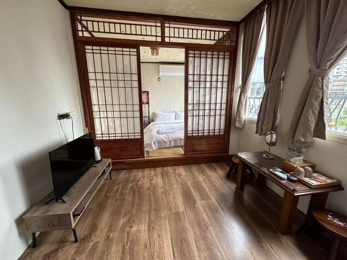 Ming Ren Hotspring Hotel Jiaoxi Exterior foto