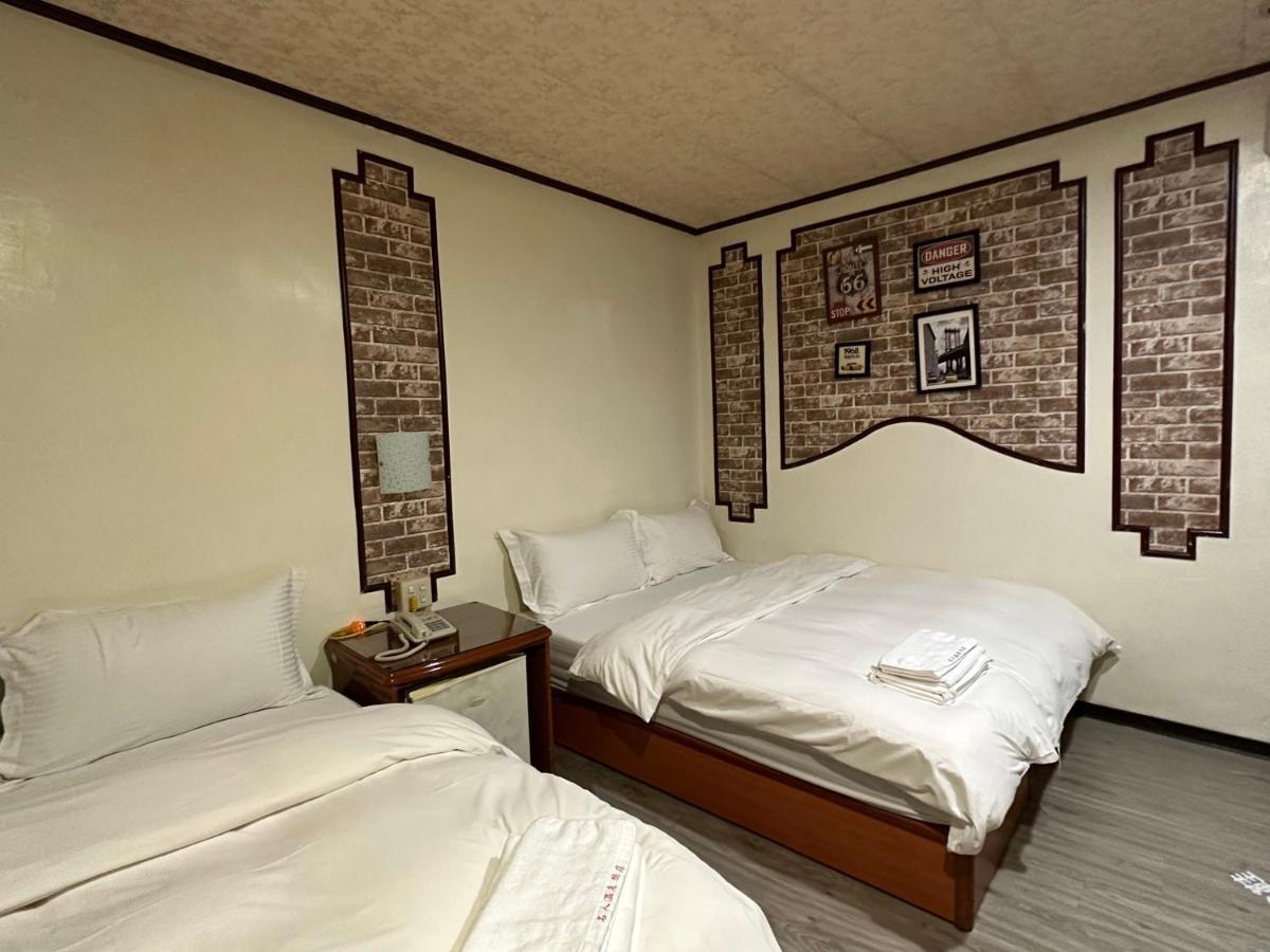 Ming Ren Hotspring Hotel Jiaoxi Exterior foto